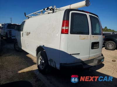 Drugie zdjęcie samochodu z przodu: 2013 CHEV EXPRESS G2500 VIN:1GCWGFCA9D1903275 - miniatura