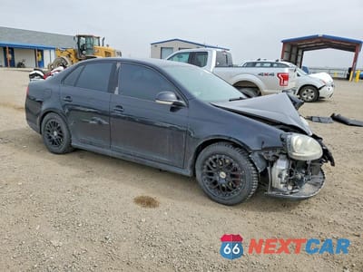 Czwarte zdjęcie samochodu z boku: 2007 VOLKSWAGEN JETTA VIN:3VWWJ71K07M086057 - miniatura