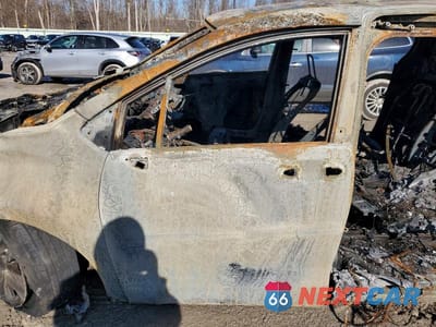 Zdjęcie 7 z 12 samochodu: 2021 TOYOTA SIENNA LE 8-PASSENGER VIN:5TDKSKFC4MS003583 - miniatura