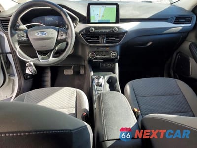Zdjęcie 8 z 13 samochodu: 2021 FORD ESCAPE SE VIN:1FMCU9G65MUA14390 - miniatura