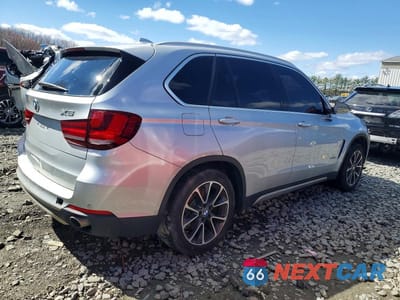 Trzecie zdjęcie samochodu z tyłu: 2017 BMW X5 3.0I VIN:5UXKR0C31H0V73990 - miniatura