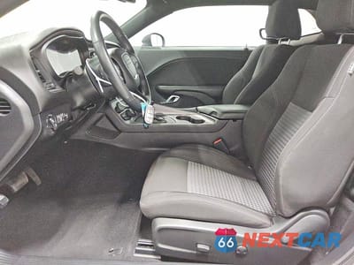 Zdjęcie 7 z 12 samochodu: 2023 DODGE CHALLENGER SXT VIN:2C3CDZAG1PH658602 - miniatura