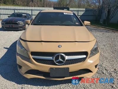 Piąte zdjęcie samochodu w środku: 2016 MERCEDES-BENZ CLA 250 VIN:WDDSJ4EBXGN369359 - miniatura