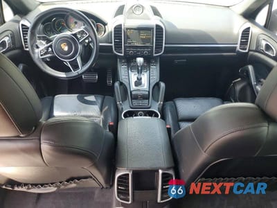 Zdjęcie 8 z 13 samochodu: 2016 PORSCHE CAYENNE SE HYBRID VIN:WP1AE2A27GLA62956 - miniatura