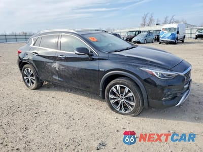 Czwarte zdjęcie samochodu z boku: 2018 INFINITI QX30 VIN:SJKCH5CR7JA005539 - miniatura