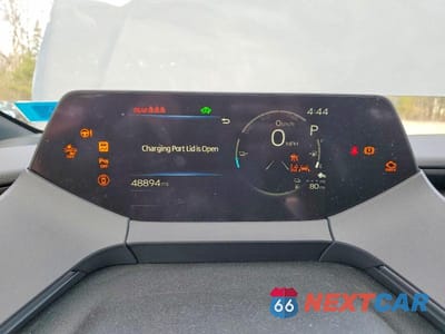 Zdjęcie 9 z 13 samochodu: 2024 TOYOTA PRIUS PRIME SE VIN:JTDACACU3R3019377 - miniatura