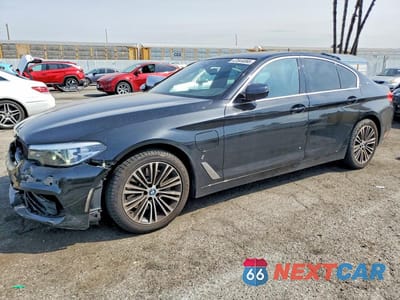 2019 BMW 530E WBAJA9C52KB388351 - główne zdjęcie licytacji z USA - miniatura