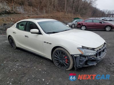 Czwarte zdjęcie samochodu z boku: 2015 MASERATI GHIBLI S VIN:ZAM57RTA3F1153268 - miniatura