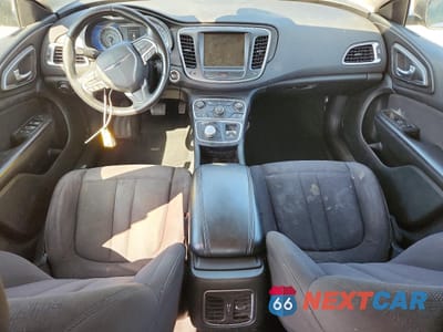 Zdjęcie 8 z 12 samochodu: 2015 CHRYSLER 200 LIMITED VIN:1C3CCCAB8FN614252 - miniatura