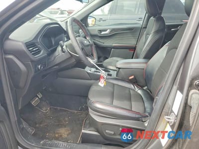 Zdjęcie 7 z 13 samochodu: 2023 FORD ESCAPE ST LINE VIN:1FMCU9MNXPUA90655 - miniatura