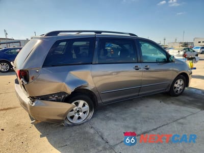 Trzecie zdjęcie samochodu z tyłu: 2004 TOYOTA SIENNA XLE 7 PASSENGER VIN:5TDZA22C24S138908 - miniatura