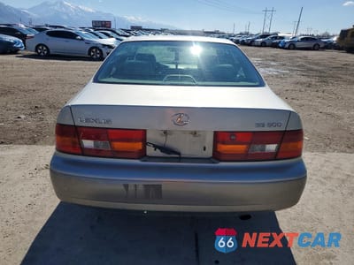 Zdjęcie 6 z 13 samochodu: 1998 LEXUS ES 300 BASE VIN:JT8BF28G4W0105474 - miniatura