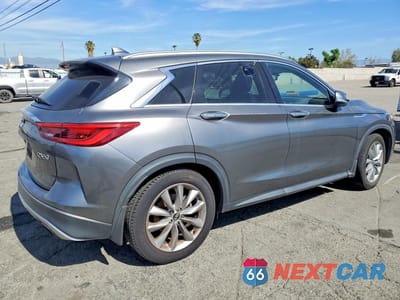 Trzecie zdjęcie samochodu z tyłu: 2019 INFINITI QX50 LUXE VIN:3PCAJ5M16KF135294 - miniatura