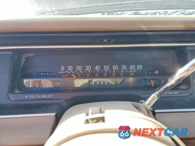 Zdjęcie 9 z 13 samochodu: 1993 MERCURY GRAND MARQUIS GS VIN:2MELM74W9PX615326 - miniatura