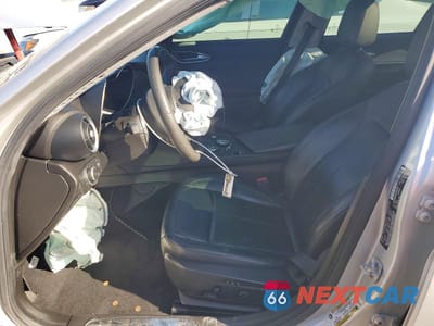 Zdjęcie 7 z 11 samochodu: 2019 ALFA ROMEO GIULIA VIN:ZARFAMAN0K7622879 - miniatura