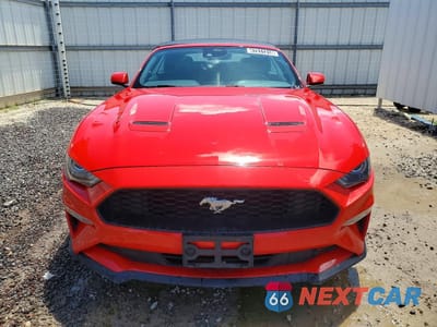 Piąte zdjęcie samochodu w środku: 2023 FORD MUSTANG VIN:1FATP8UHXP5111293 - miniatura