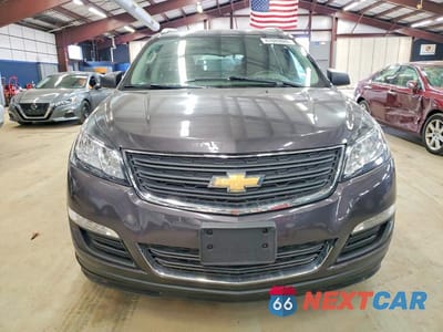 Piąte zdjęcie samochodu w środku: 2016 CHEVROLET TRAVERSE LS VIN:1GNKVFED6GJ165880 - miniatura