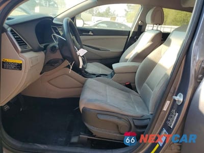 Zdjęcie 7 z 13 samochodu: 2018 HYUNDAI TUCSON SE VIN:KM8J2CA45JU807895 - miniatura