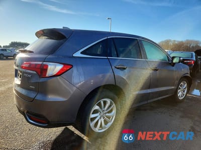 Trzecie zdjęcie samochodu z tyłu: 2017 ACURA RDX VIN:5J8TB4H30HL022461 - miniatura