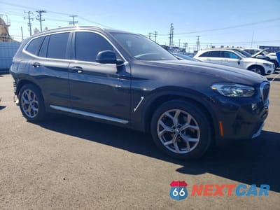 Czwarte zdjęcie samochodu z boku: 2024 BMW X3 SDRIVE30I VIN:5UX43DP06R9U35635 - miniatura