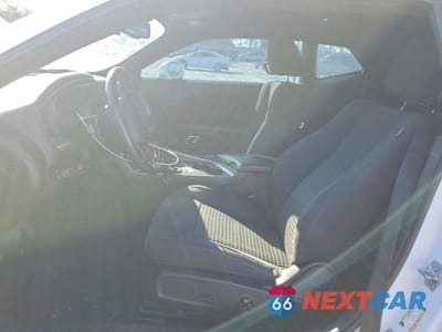 Zdjęcie 7 z 11 samochodu: 2018 DODGE CHALLENGER SXT VIN:2C3CDZAG5JH118841 - miniatura