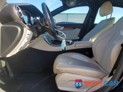 Zdjęcie 7 z 11 samochodu: 2017 MERCEDES-BENZ E 300 4MATIC VIN:WDDZF4KB0HA047536 - miniatura