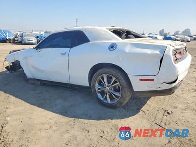 Drugie zdjęcie samochodu z przodu: 2021 DODGE CHALLENGER SXT VIN:2C3CDZGG9MH547492 - miniatura