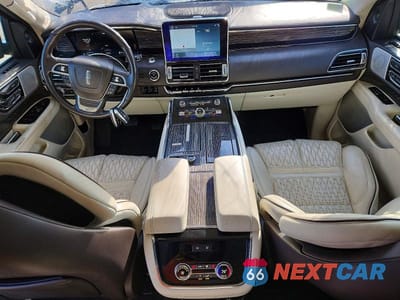 Zdjęcie 8 z 13 samochodu: 2019 LINCOLN NAVIGATOR BLACK LABEL VIN:5LMJJ2TT3KEL09320 - miniatura