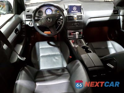 Zdjęcie 8 z 11 samochodu: 2008 MERCEDES-BENZ C 300 VIN:WDDGF54X58F151660 - miniatura