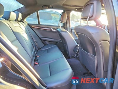 Zdjęcie 10 z 11 samochodu: 2014 MERCEDES-BENZ C 300 4MATIC VIN:WDDGF8AB6EA955050 - miniatura