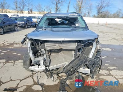 Piąte zdjęcie samochodu w środku: 2022 FORD EXPLORER XLT VIN:1FMSK8DH3NGB98035 - miniatura