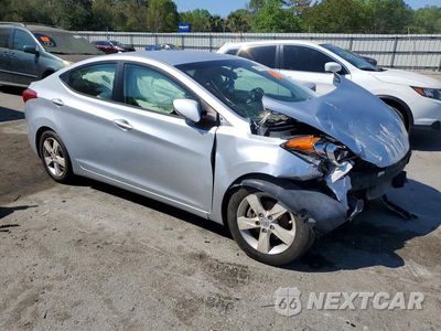 Czwarte zdjęcie samochodu z boku: 2011 HYUNDAI ELANTRA VIN:5NPDH4AEXCH093693 - miniatura