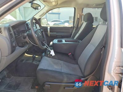 Zdjęcie 7 z 11 samochodu: 2008 GMC SIERRA K1500 VIN:2GTEK13C681336182 - miniatura