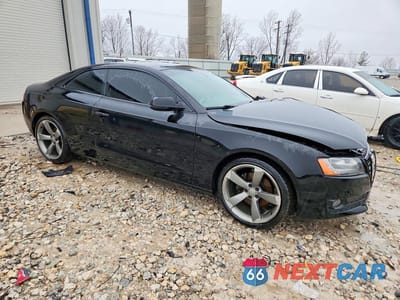 Czwarte zdjęcie samochodu z boku: 2011 AUDI A5 PREMIUM PLUS VIN:WAULFAFR0BA056425 - miniatura