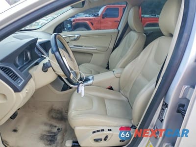 Zdjęcie 7 z 12 samochodu: 2016 VOLVO XC60 T5 PLATINUM VIN:YV4612RM0G2801290 - miniatura