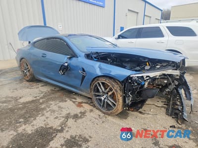Czwarte zdjęcie samochodu z boku: 2020 BMW M8 VIN:WBSAE0C08LCD86067 - miniatura
