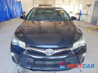 Piąte zdjęcie samochodu w środku: 2016 TOYOTA CAMRY SE VIN:4T1BF1FKXGU117783 - miniatura