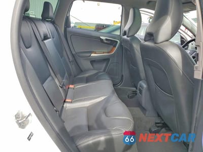 Zdjęcie 10 z 13 samochodu: 2017 VOLVO XC60 T5 INSCRIPTION VIN:YV440MRUXH2156350 - miniatura
