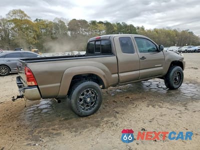 Trzecie zdjęcie samochodu z tyłu: 2013 TOYOTA TACOMA V6 VIN:5TFUU4EN2DX076544 - miniatura