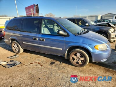Czwarte zdjęcie samochodu z boku: 2007 DODGE GRAND CARAVAN SE VIN:1D4GP24RX7B187358 - miniatura