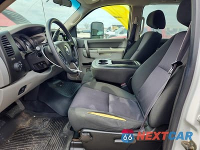 Zdjęcie 7 z 12 samochodu: 2011 CHEVROLET SILVERADO FLATBED TRUCK VIN:1GB4CZCG0BF246900 - miniatura