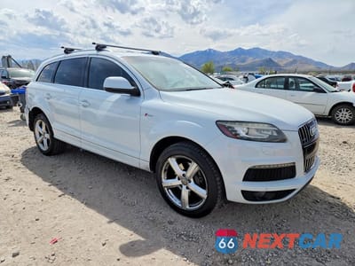 Czwarte zdjęcie samochodu z boku: 2013 AUDI Q7 PRESTIGE VIN:WA1DGAFE5DD000557 - miniatura