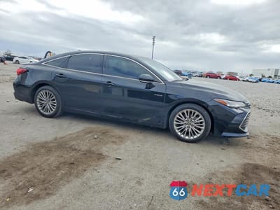 Czwarte zdjęcie samochodu z boku: 2020 TOYOTA AVALON HYBRID LIMITED VIN:4T1D21FB2LU018731 - miniatura