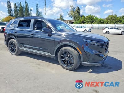 Czwarte zdjęcie samochodu z boku: 2023 HONDA CR-V SPORT VIN:7FARS5H53PE006308 - miniatura