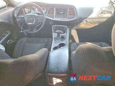 Zdjęcie 8 z 13 samochodu: 2021 DODGE CHALLENGER SXT VIN:2C3CDZGG9MH547492 - miniatura