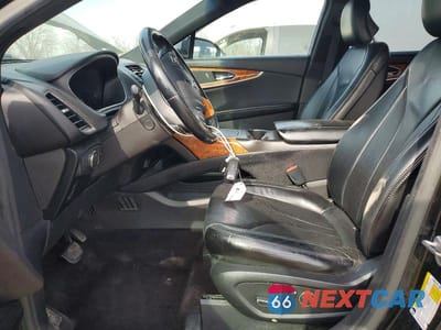 Zdjęcie 7 z 12 samochodu: 2017 LINCOLN MKX RESERVE VIN:2LMPJ8LR4HBL21344 - miniatura