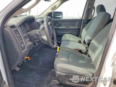 Zdjęcie 7 z 11 samochodu: 2019 RAM 1500 CLASSIC TRADESMAN VIN:1C6RR6FT9KS730845 - miniatura