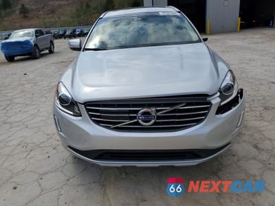 Piąte zdjęcie samochodu w środku: 2016 VOLVO XC60 T5 PLATINUM VIN:YV4612RM0G2801290 - miniatura