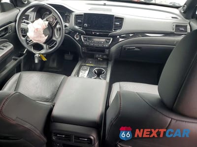 Zdjęcie 8 z 11 samochodu: 2025 HONDA PASSPORT BLACK EDITION VIN:5FNYF8H84SB007581 - miniatura