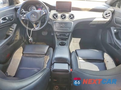 Zdjęcie 8 z 11 samochodu: 2016 MERCEDES-BENZ CLA 250 VIN:WDDSJ4EB4GN317564 - miniatura